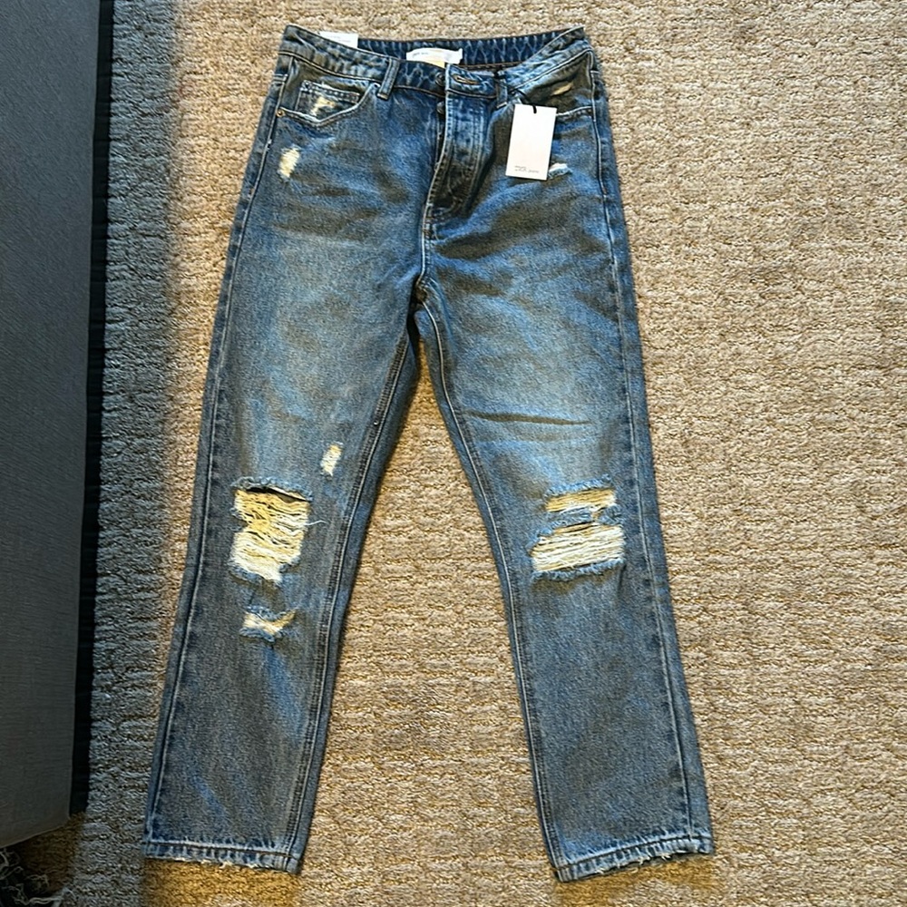 TNR high rise mom Jean, size 27, never worn!